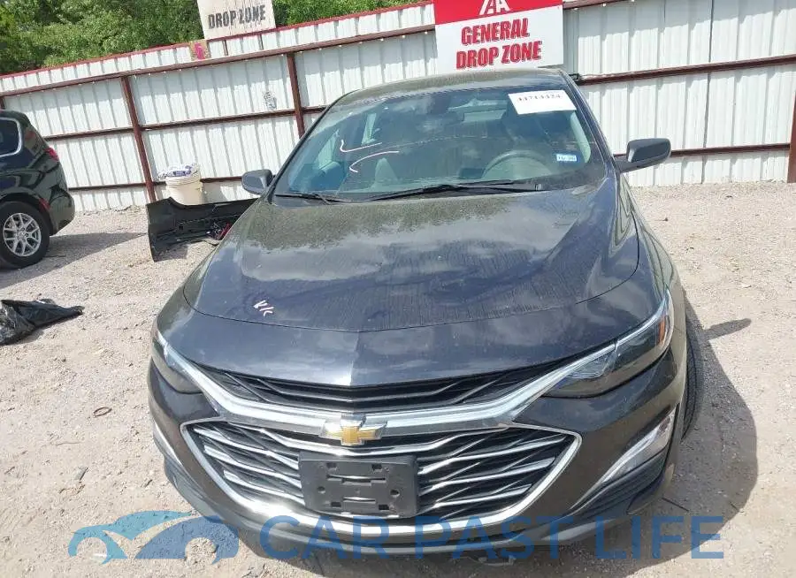 1G1ZB5ST8NF209960# 13