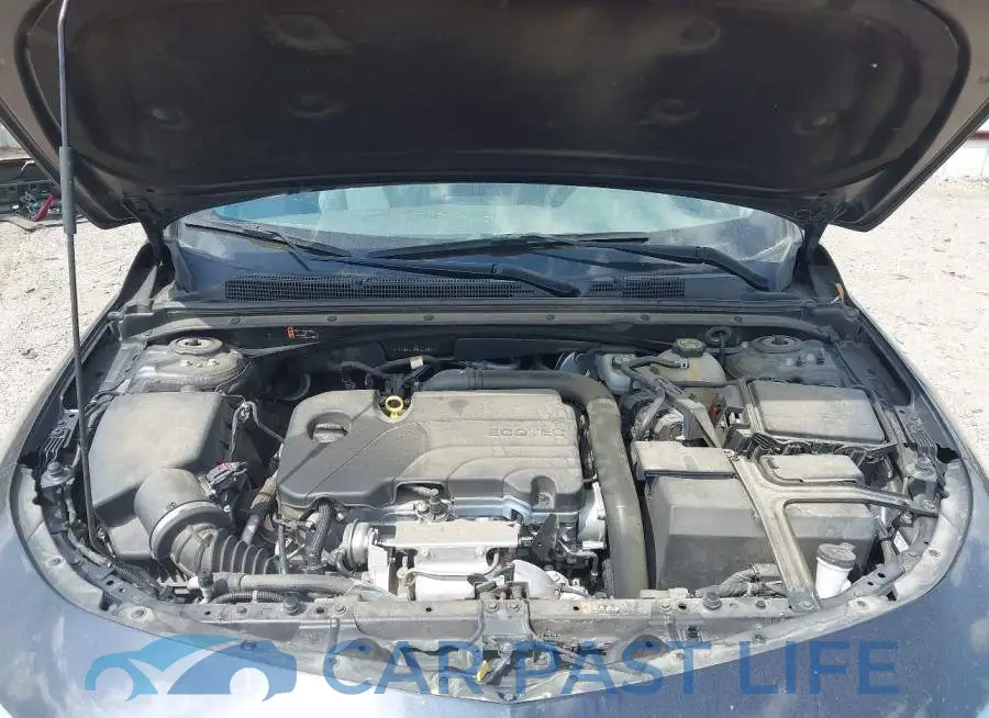 1G1ZB5ST8NF209960# 10