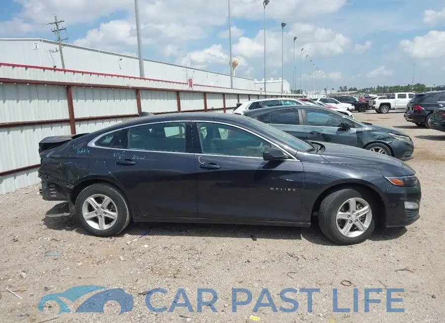 1G1ZB5ST8NF209960# 14