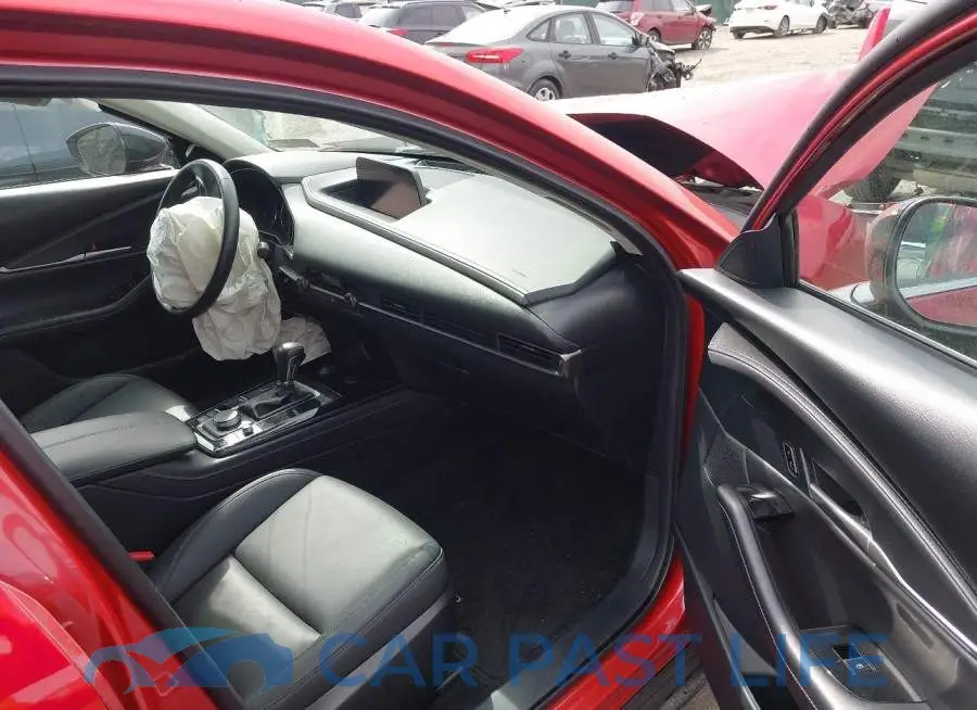 3MVDMBBM8RM647126# 5