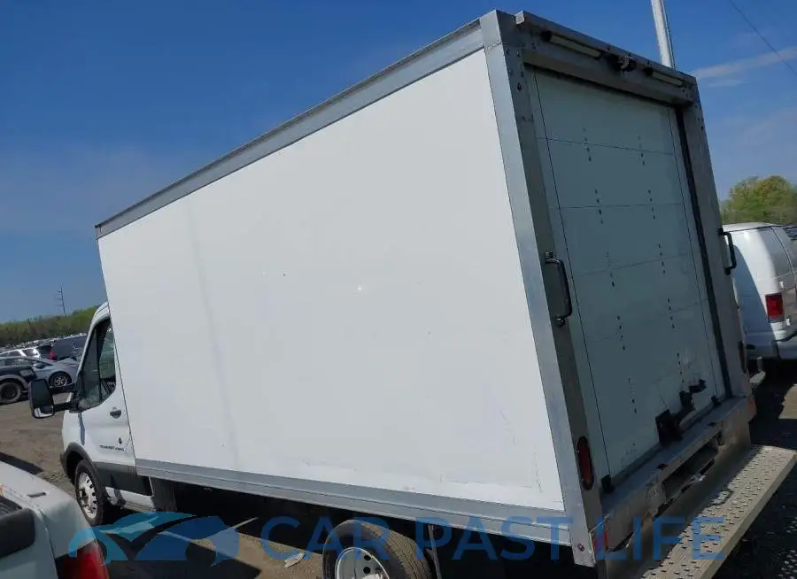 1FDBF8ZM8JKA87420# 14
