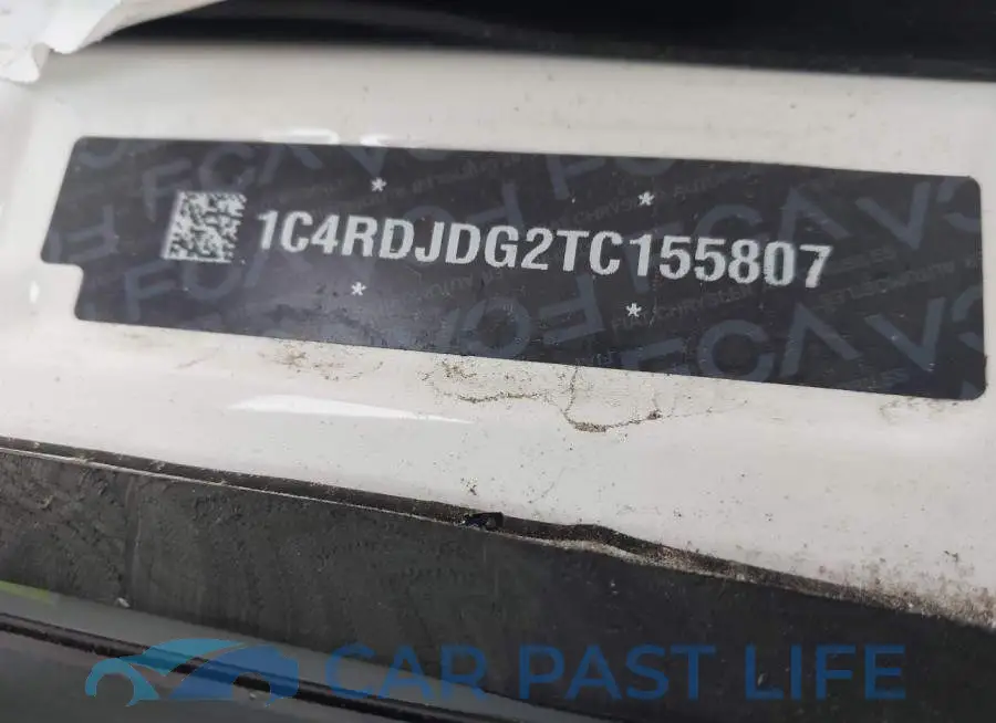 1C4RDJDG2TC155807# 9