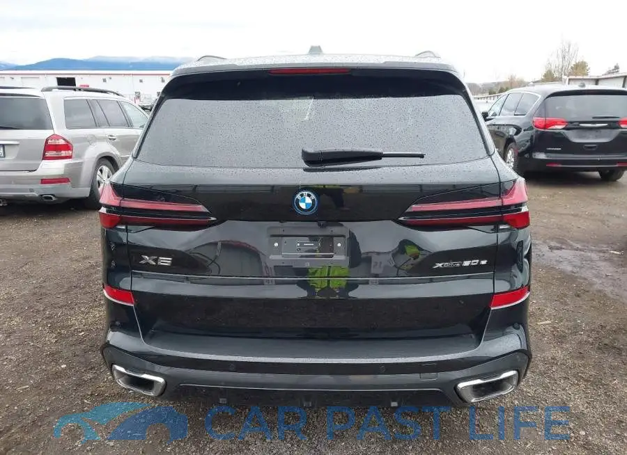 5UX43EU04T9022386# 16