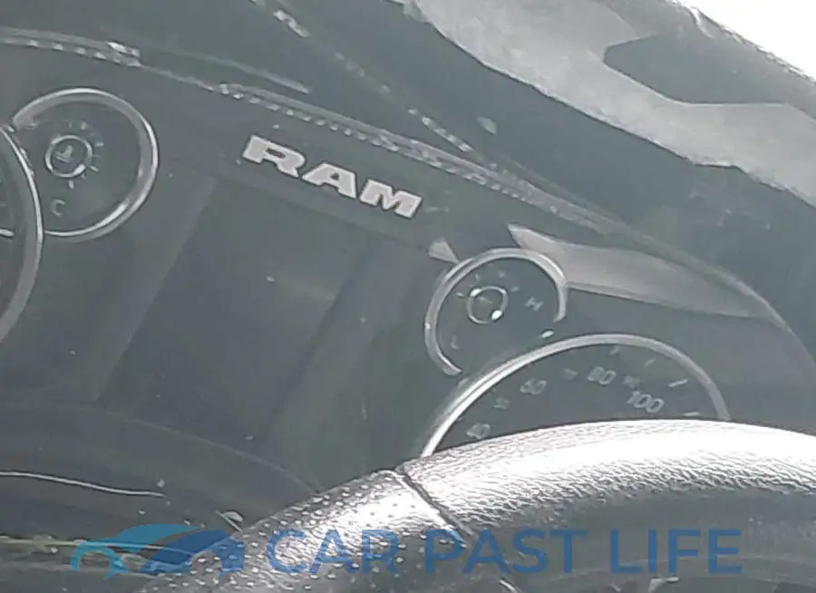 3C6UR5DL2NG340477# 15