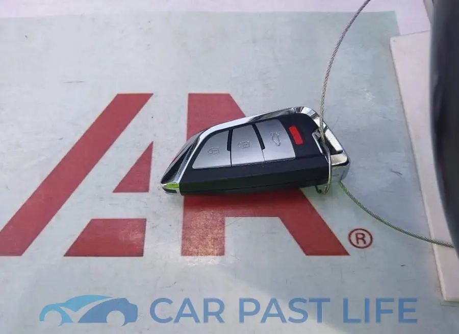 5XYZW4LA9HG465741# 11