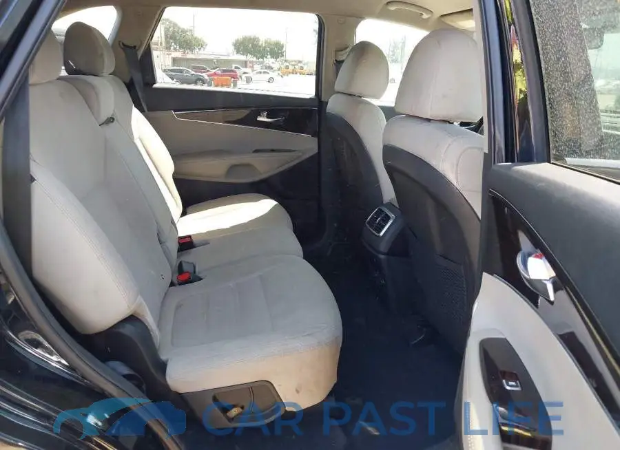 5XYPG4A30KG566215# 8