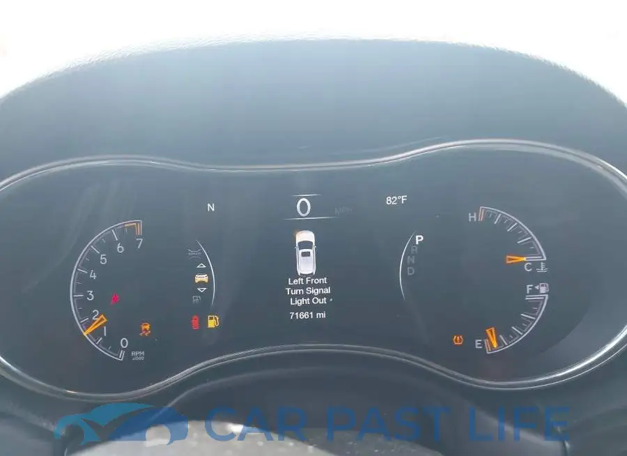 1C4RJEAG9LC161074# 7