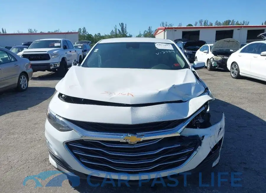 1G1ZC5ST4RF192559# 11