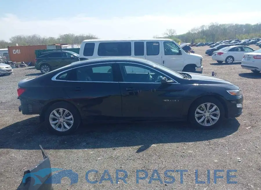 1G1ZD5ST1PF229643# 13