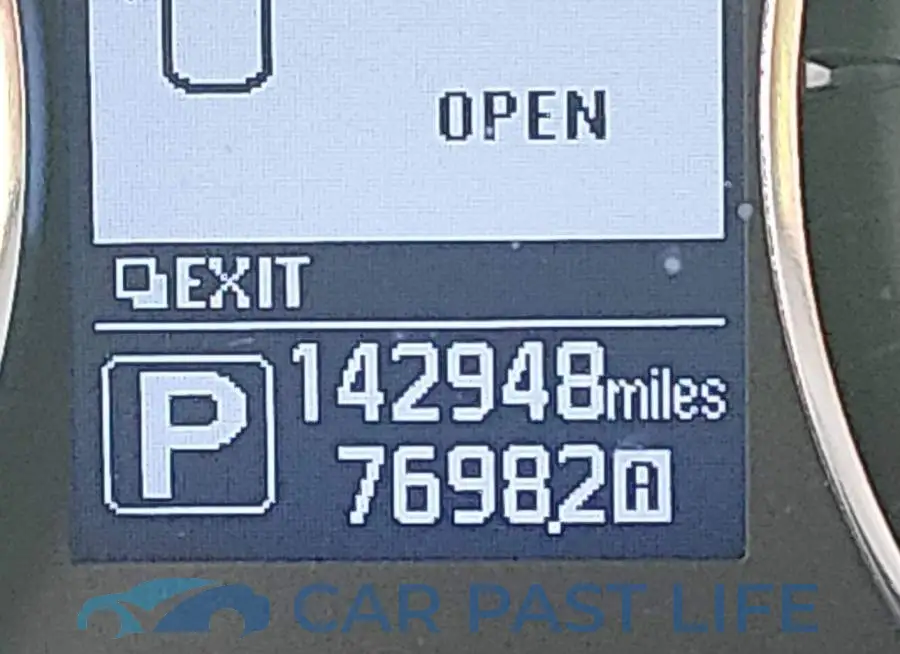 JN8AZ2NE1H9152424# 15