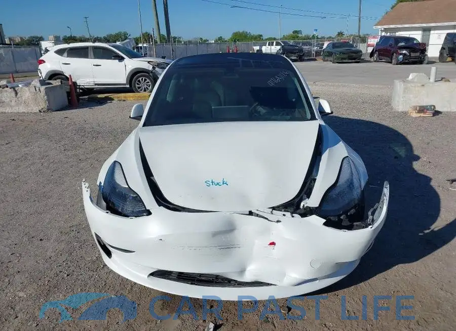 5YJ3E1EAXPF417143# 11