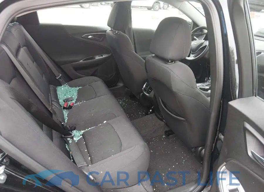 1G1ZD5ST4SF127309# 18