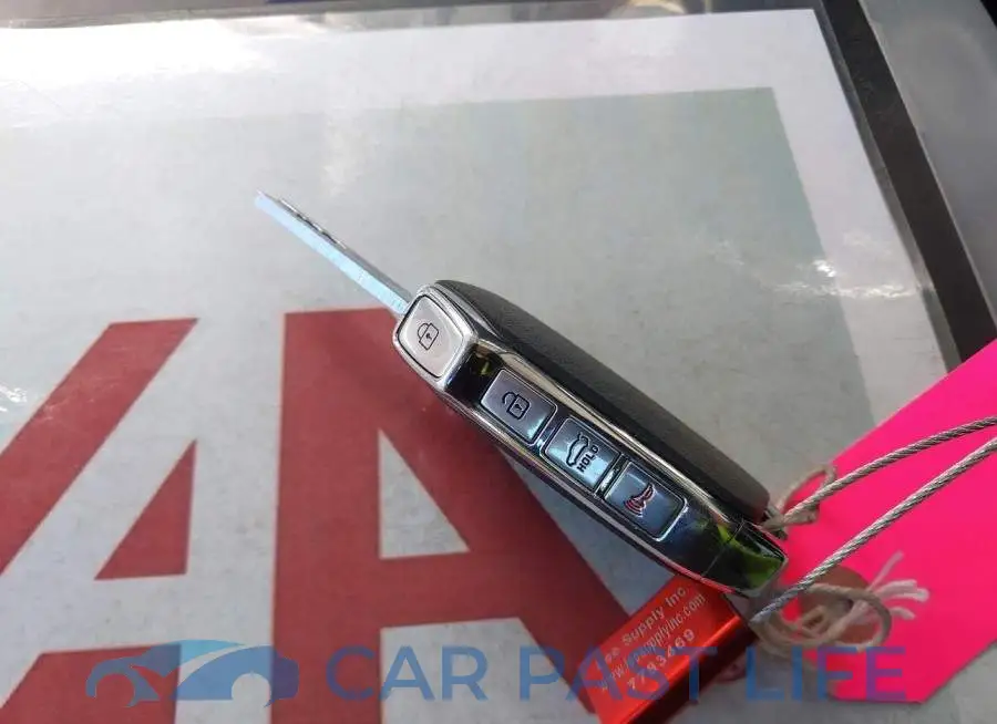 3KPF24AD9RE781487# 11