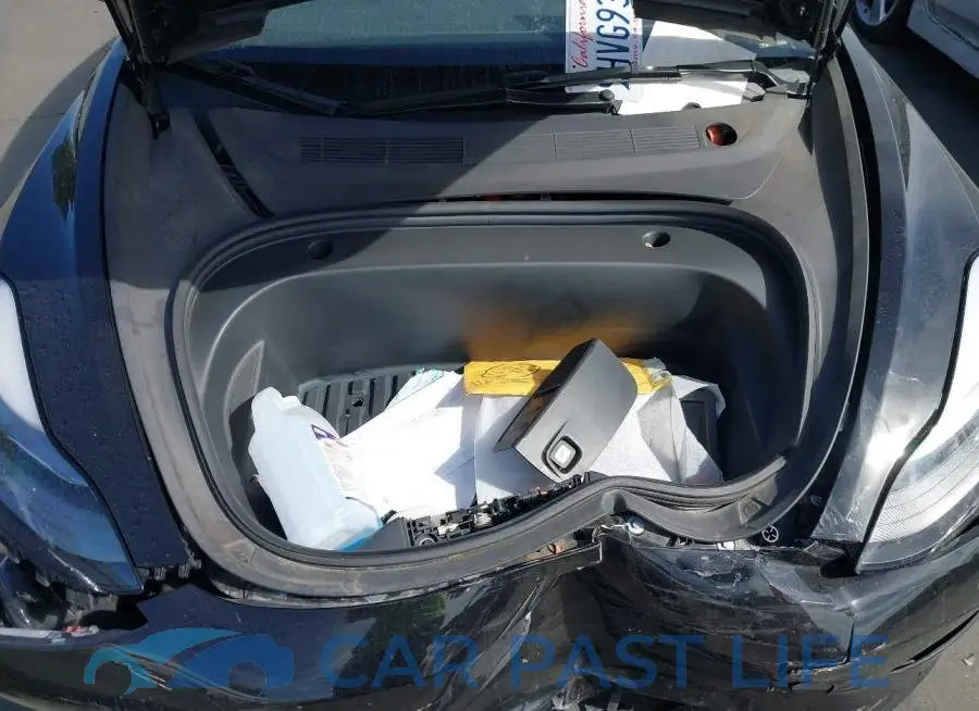 5YJ3E1EB9PF628889# 10