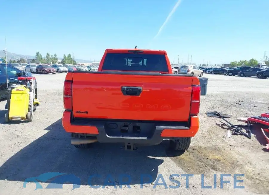 3TYLB5JN3RT045818# 17