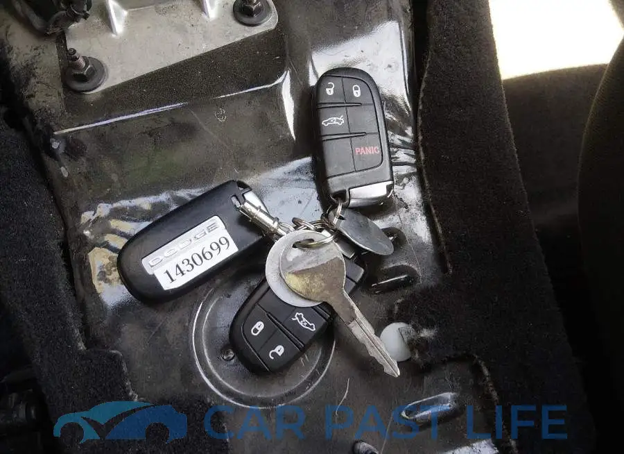 2C3CDXAG8HH652608# 11