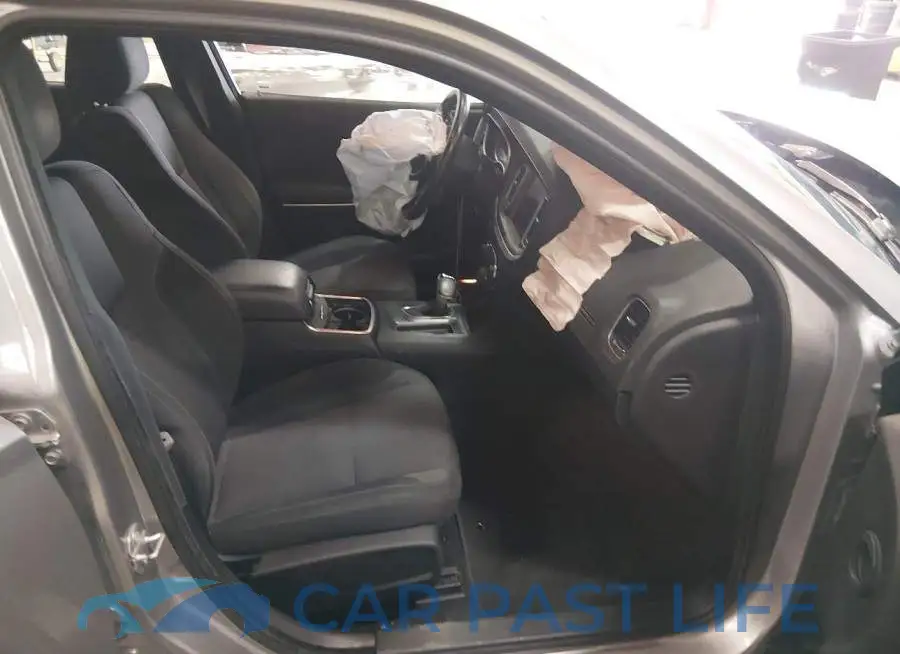 2C3CDXHG6JH152099# 5