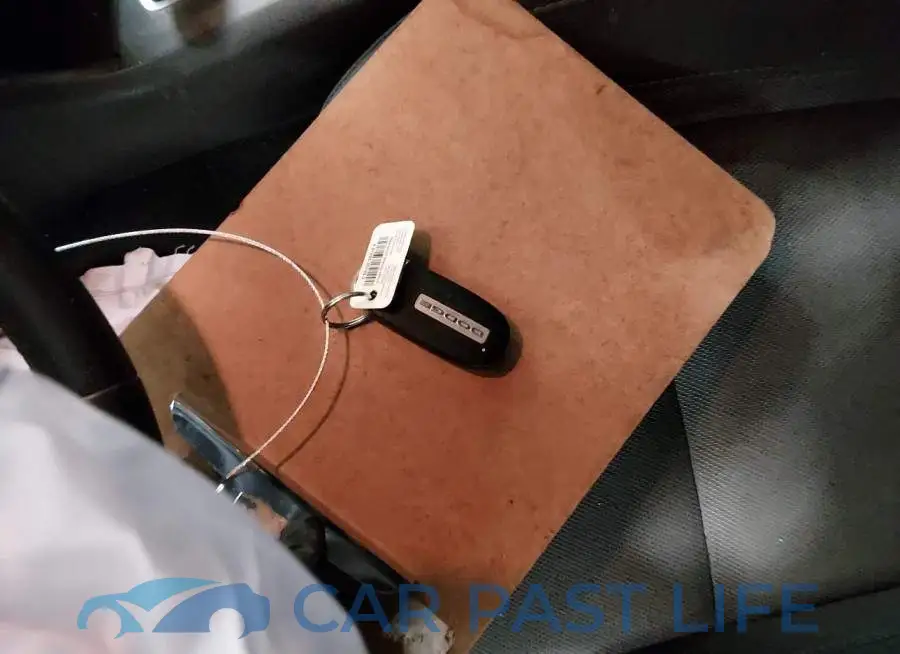 2C3CDXHG6JH152099# 11