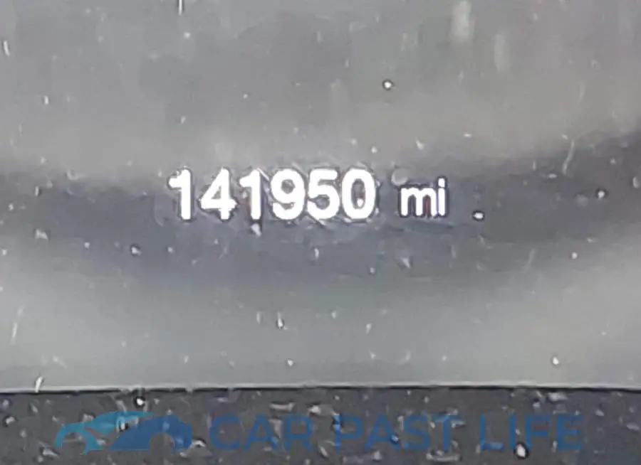 3C4NJDBB8JT441467# 16
