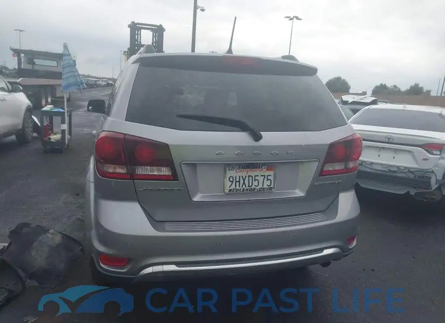 3C4PDCGB0LT271580# 17