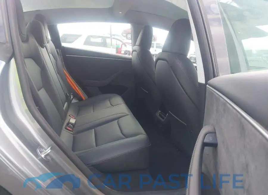 5YJ3E1EB5SF919026# 8