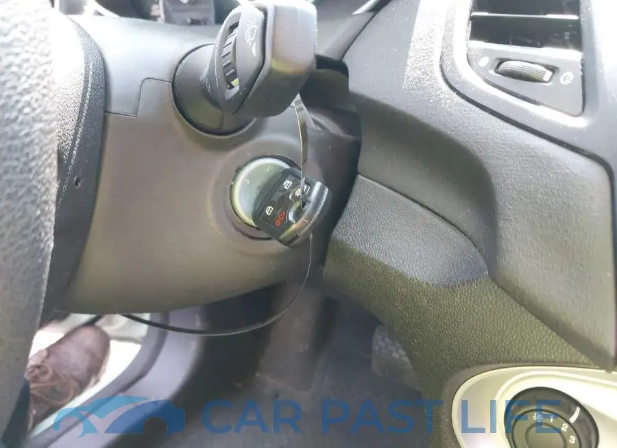 3FADP4EJ6KM153087# 11
