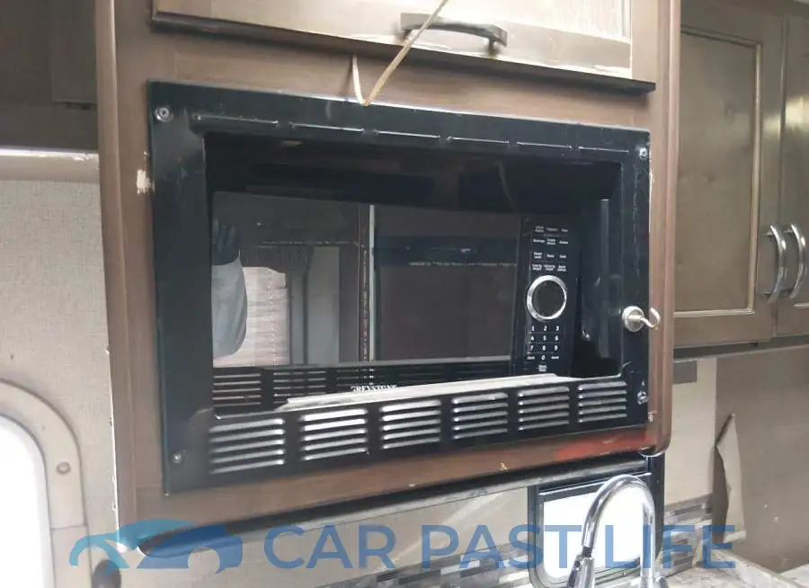 1FDWE3FS8HDC52360# 14