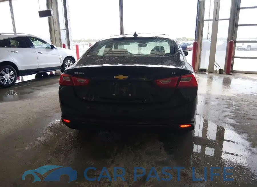 1G1ZD5ST0JF235831# 16
