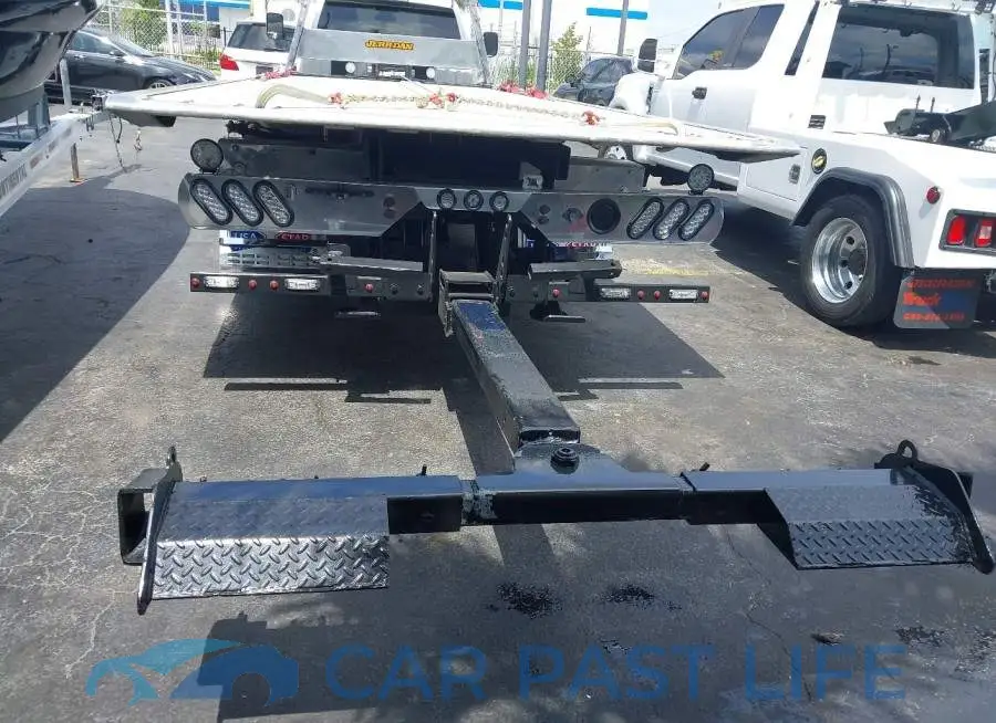 3C7WRMDL2MG576351# 13