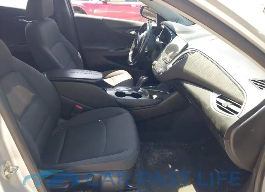 1G1ZD5ST8JF111368# 5