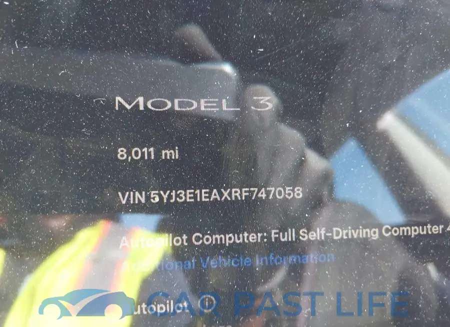 5YJ3E1EAXRF747058# 7