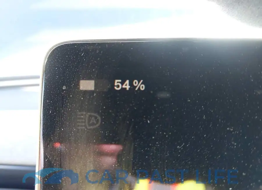 5YJ3E1EAXRF747058# 18