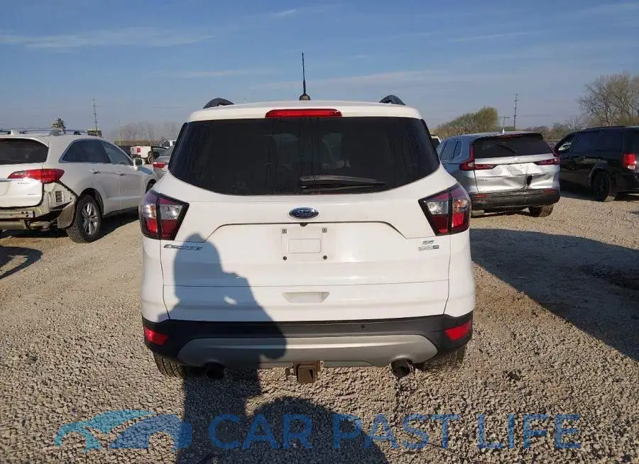 1FMCU9G97HUD58156# 17