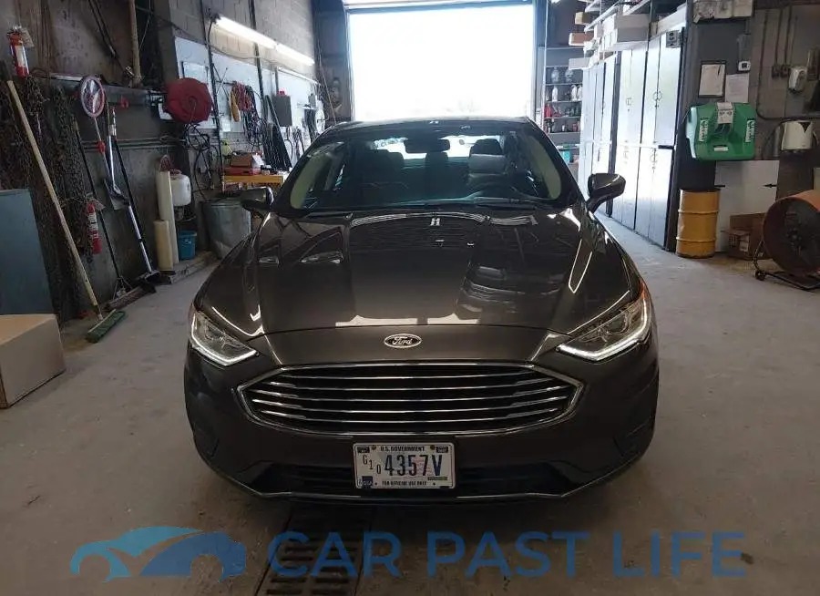 3FA6P0LU5KR149503# 13