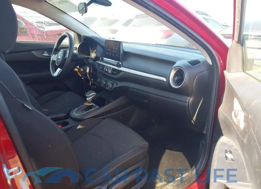 3KPF24AD2LE235136# 5